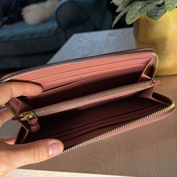 EUC Prada Zippy Wallet - Picture 4 of 14